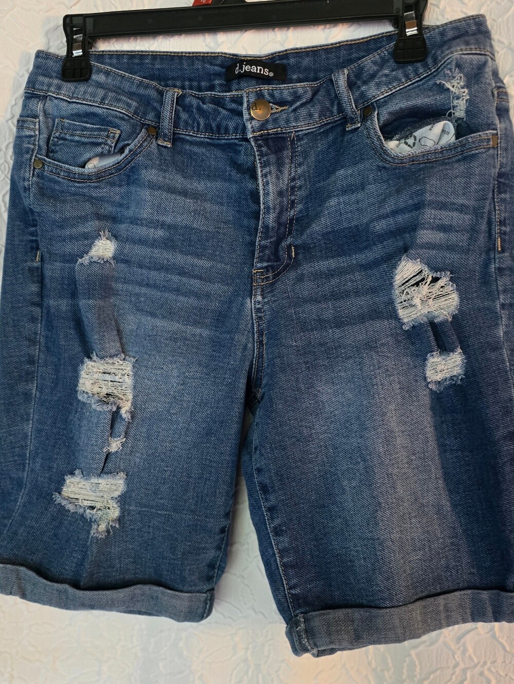 d.jeans Women's Shorts Blue Medium Wash Mid Rise Stretch Cuffed  Distressed 14